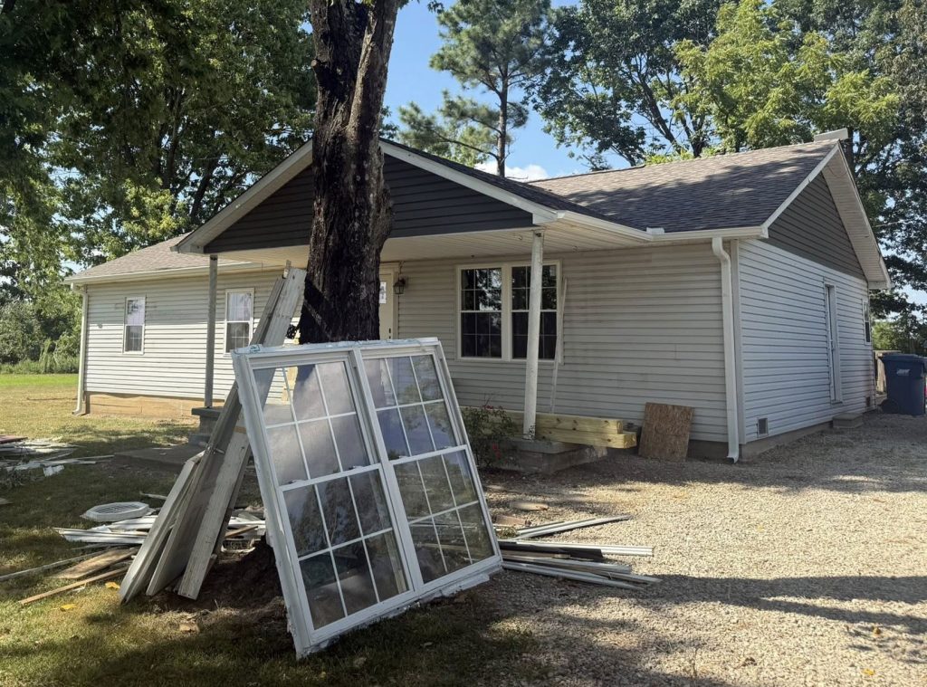 Seamless Gutter Installation in Missouri